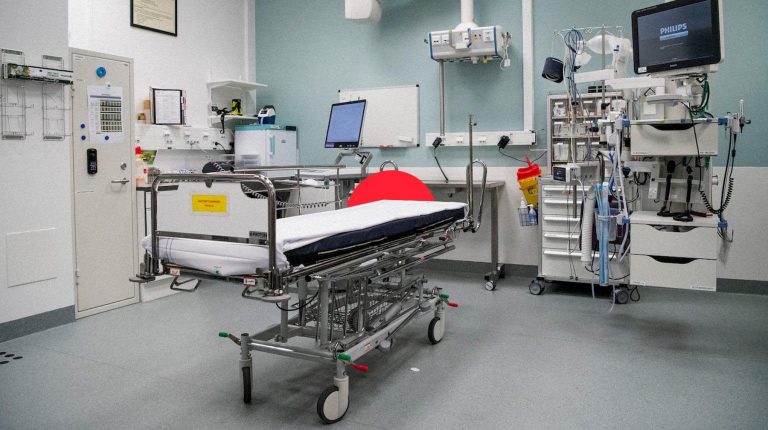 Miles de nuevas camas por sí solas no salvan a nadie