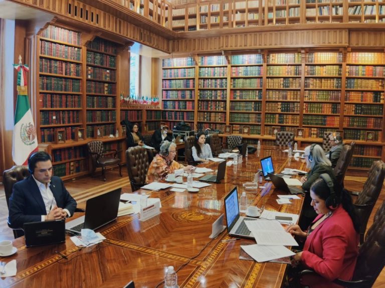 Se reúnen IMSS y gobernadores    