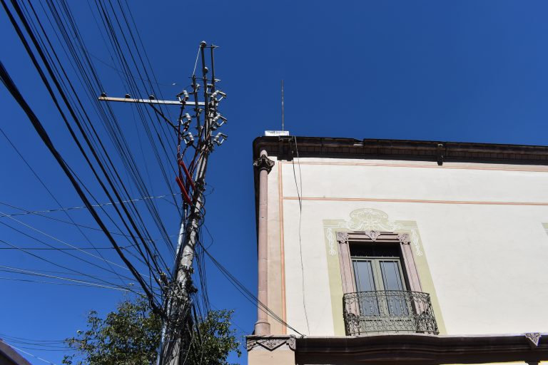 Lo bello y lo feo/Imágenes de Aguascalientes 