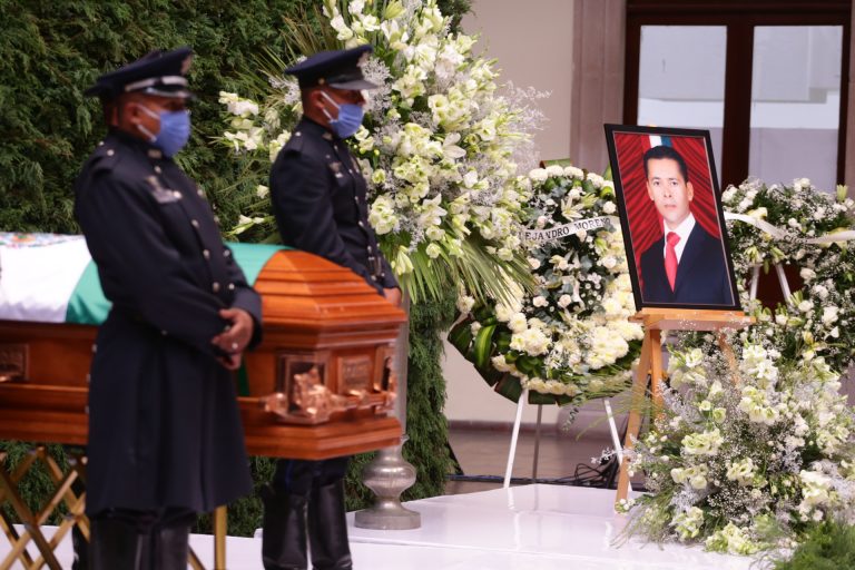 Municipio de Aguascalientes rinde homenaje póstumo a Adrián Ventura Dávila