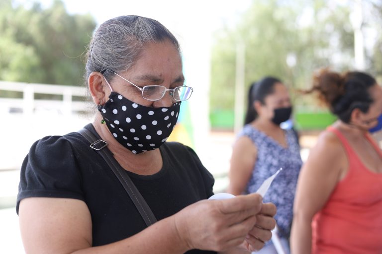 Una Mirada de Corazón entregó lentes graduados en Aguascalientes