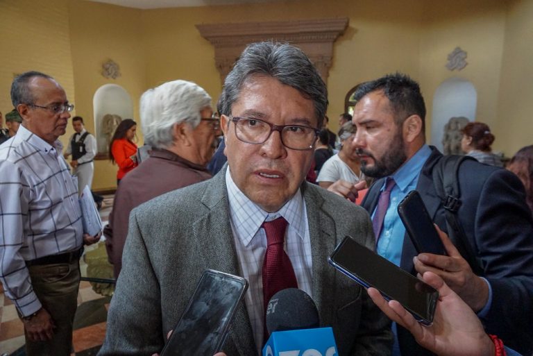 Monreal propone fusionar el IFT, Cofece y CRE en el Inmecob