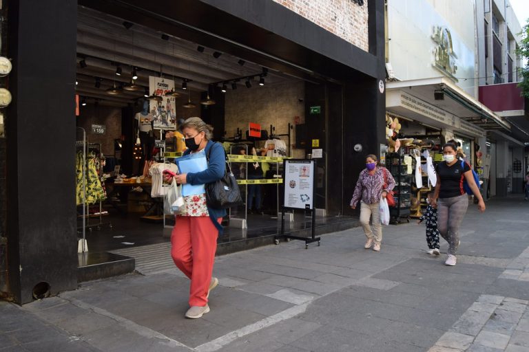 Aumenta Aguascalientes en más 70% el número de casos diarios de COVID-19 en un mes