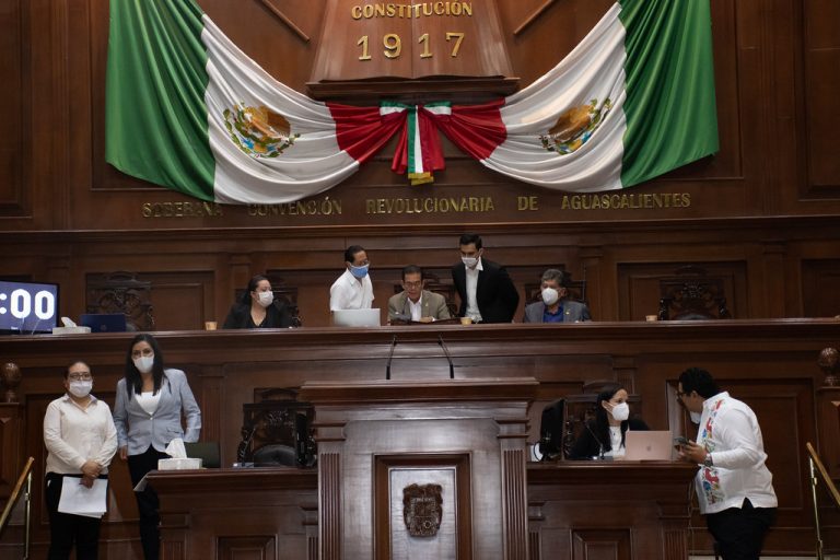 Por ley, se deberá garantizar la paridad de género en Cabildos y el Congreso de Aguascalientes