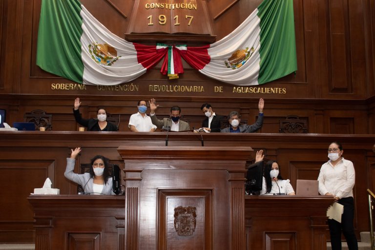 Diputados en Aguascalientes modifican aspectos para poder reelegirse, podrán representar otro distrito