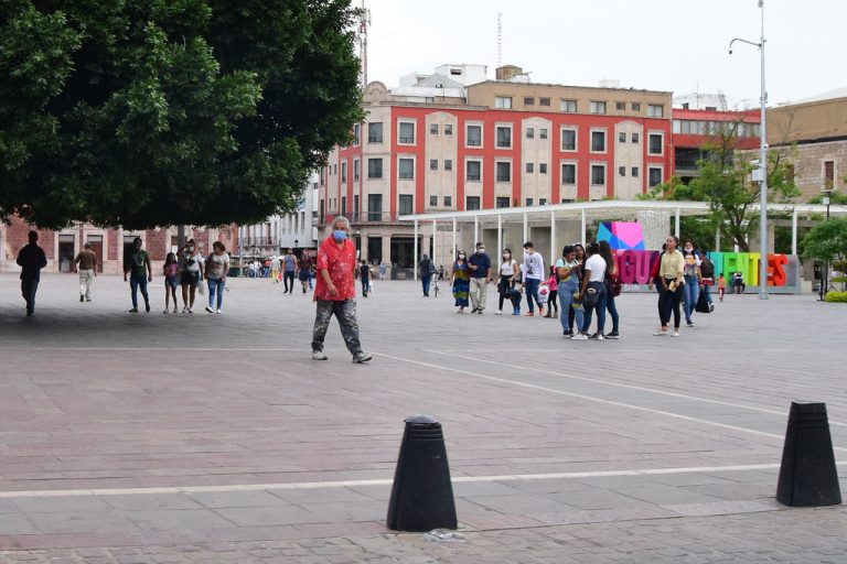 Promueven Ingreso Mínimo Vital para amortiguar impacto de la pandemia por COVID-19