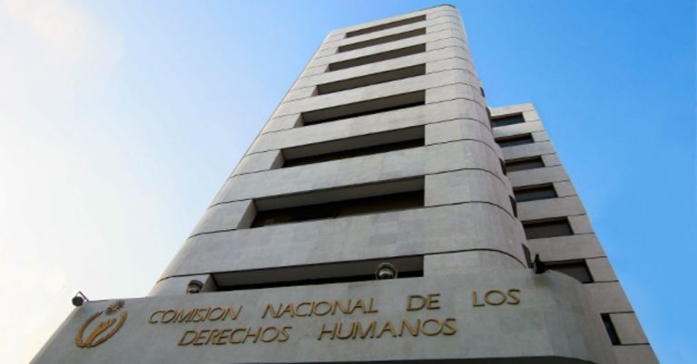 CNDH replica descalificaciones de AMLO a informe de EU sobre derechos humanos 