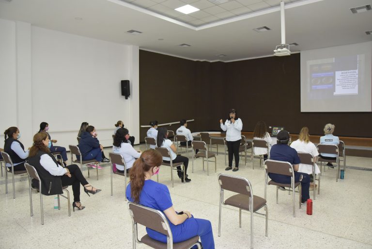 Imparten curso sobre Cuidados paliativos e Intervención en la bioética a personal del DIF en Aguascalientes