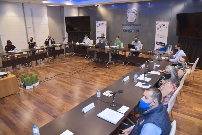 Presentaron resultados de estudios sobre situación de la familia en Aguascalientes