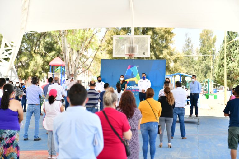 Entregan termómetros digitales a integrantes de Acocen en Aguascalientes