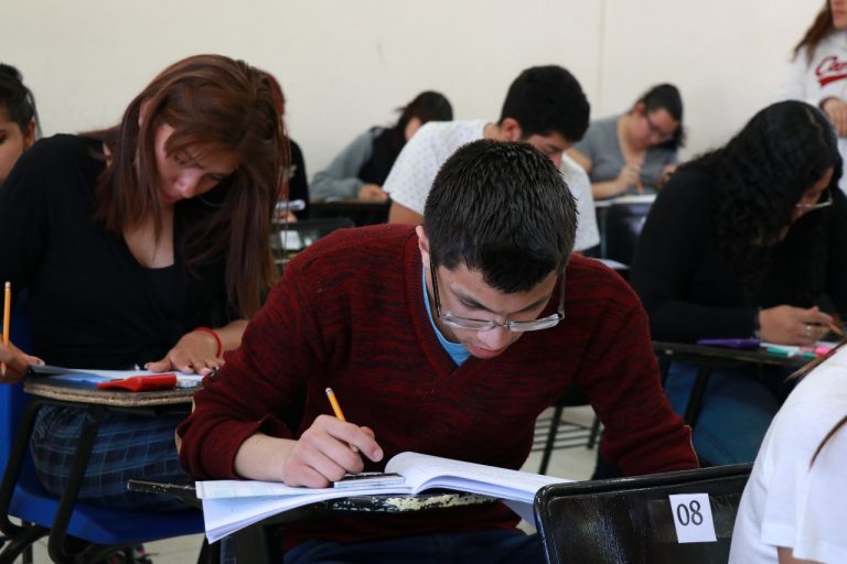 Publica IEA convocatoria extraordinaria de registro a Exani II 2020