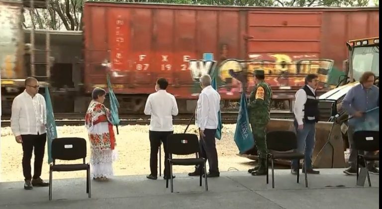 Amenazan con quemar vehículos de Grupo Carso si no contrata a lugareños para Tren Maya