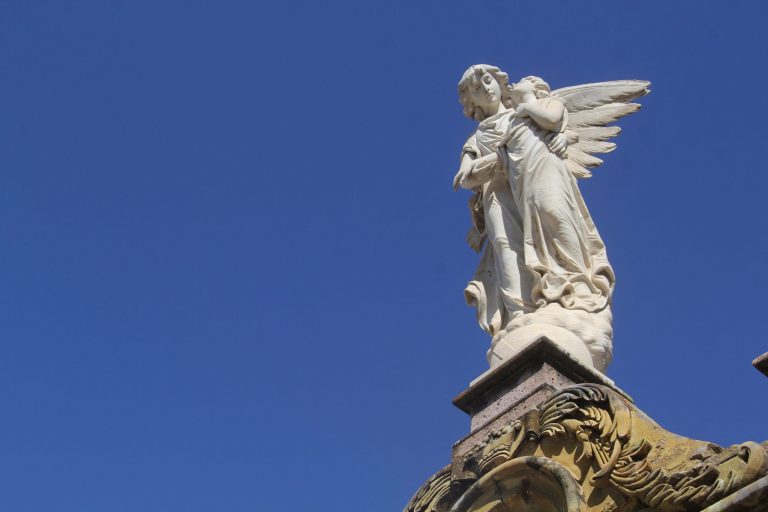 Panteones en Aguascalientes continuarán cerrados