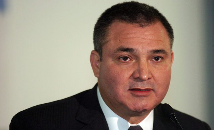 Fiscales de NY entregan pruebas contra Genaro García Luna a sus abogados