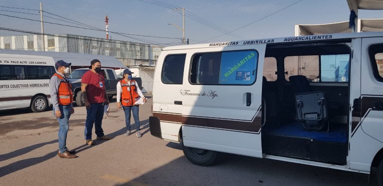 Supervisa Guardia Sanitaria el cumplimiento de protocolos sanitarios en taxis y combis de Aguascalientes