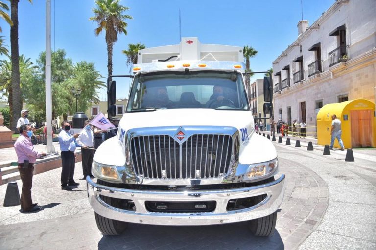 Entregaron dos nuevas unidades para recolección de basura en Jesús María, Aguascalientes