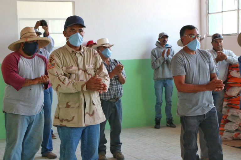 Productores de Venadero en Aguascalientes reciben semillas de maíz para siembras de temporal