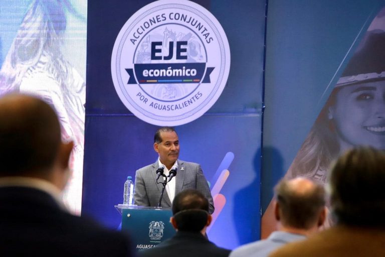 Martín Orozco, gobernador de Aguascalientes, presenta plan para reactivar la economía del estado