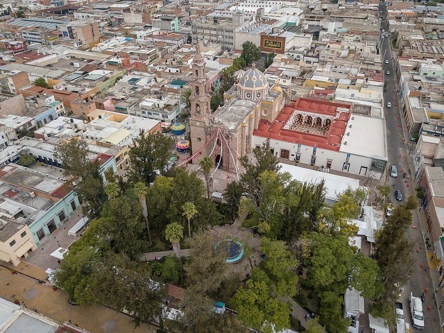 Menos cotos y más barrios / Pensar el hábitat