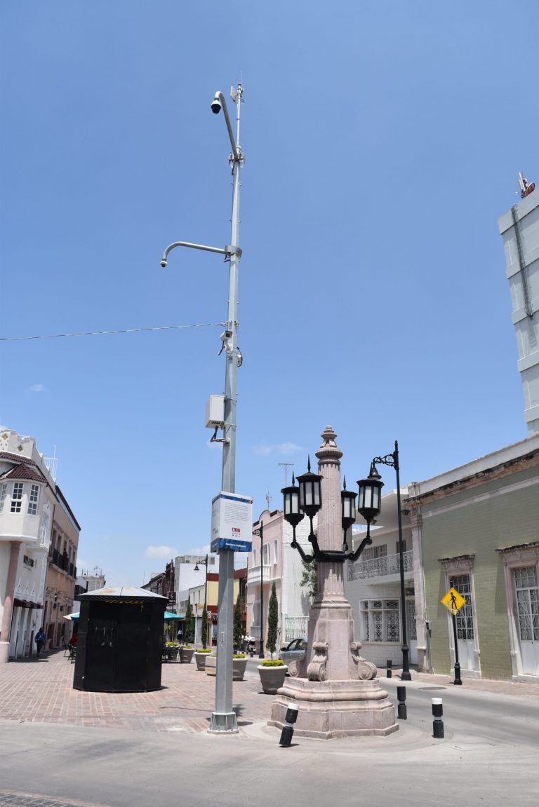 Lo bello afeado/ Imágenes de Aguascalientes 