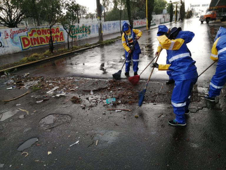 Intensifican operativo de limpieza de caimanes y alcantarillas en Aguascalientes