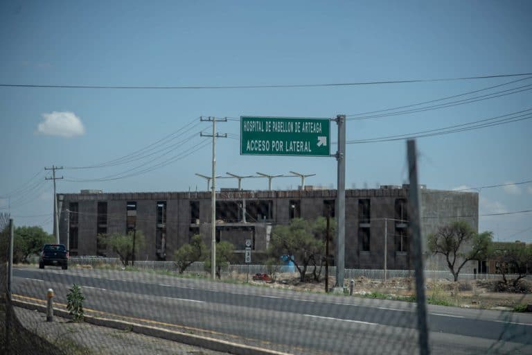 Gobierno federal apoyará con recursos para terminar el Hospital en Pabellón de Arteaga: Tere Jiménez 