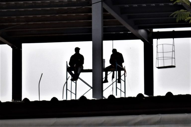 Inagua, IFEA y Secretaría de Obras Públicas incumplen contratos de obra. Contraloría del Estado los sanciona 