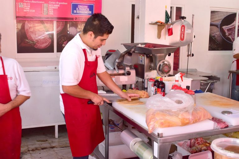 Baja consumo de productos cárnicos un 15 por ciento en Aguascalientes