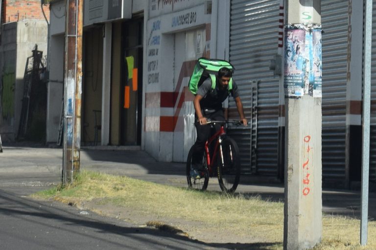 Son abusivas las comisiones de plataformas de reparto en Aguascalientes