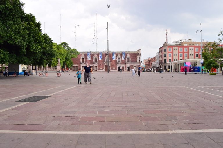 ¿Cómo va Aguascalientes contra sus estados vecinos en número de fallecidos  y casos confirmados de COVID-19? Al 29 de Julio