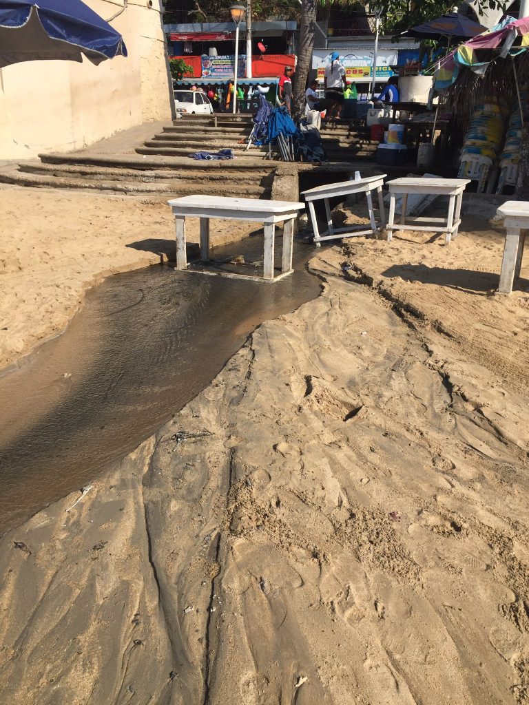 Conagua interpuso denuncia penal por vertimiento de aguas residuales en Bahía de Acapulco