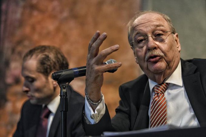 Javier Coello deja la defensa de Emilio Lozoya por “divergencias” en decisiones