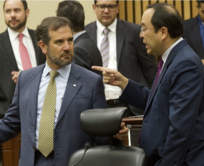 Ciro Murayama sigue siendo el rey y las chiquitareas de los nuevos consejeros del INE