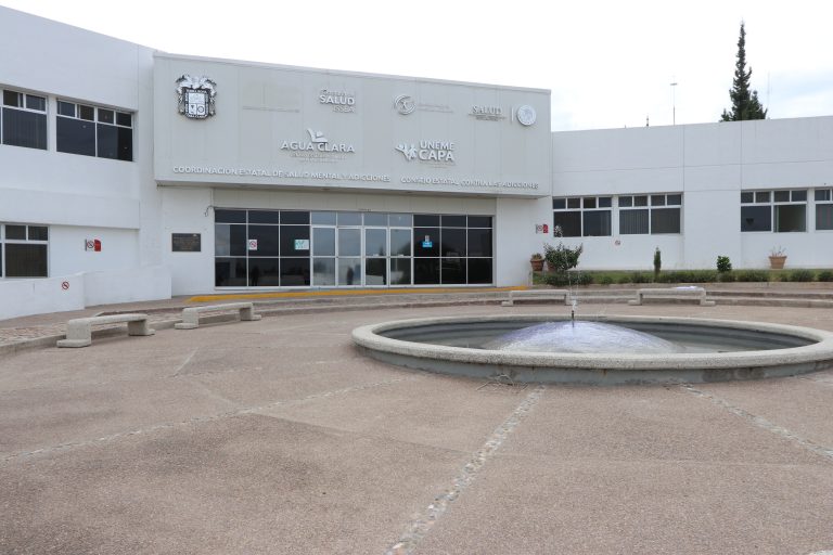 Capacitan a servidores públicos en combate de conductas de riesgo en Aguascalientes