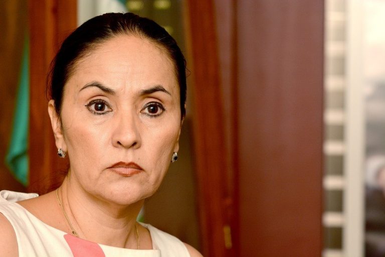 Senadora Priista Suplente se cambia de bando y se incorpora a la bancada de Morena