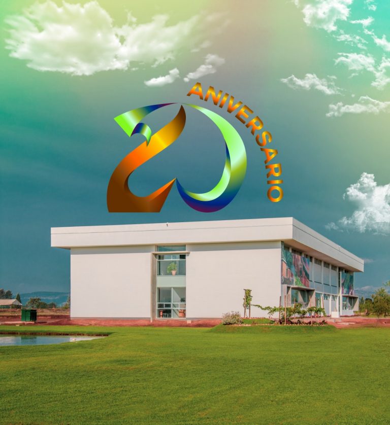 UTNA celebra su XX aniversario a través del crecimiento y la calidad educativa