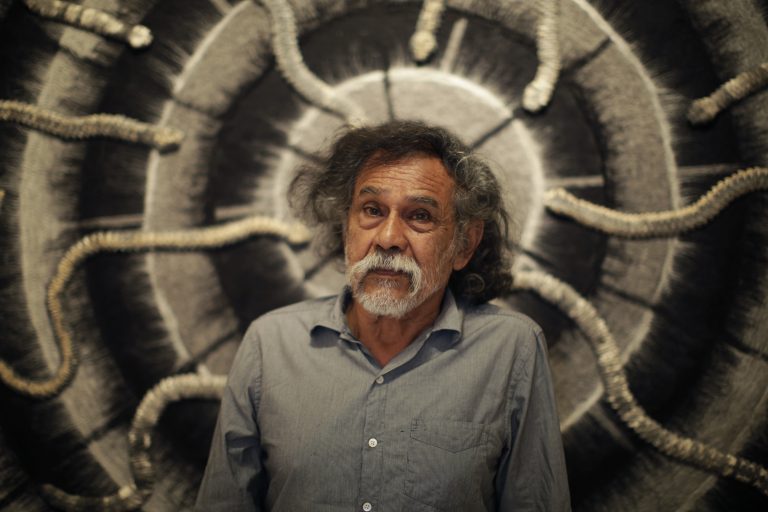 Recuerdan al artista mexicano Francisco Toledo en la UNAM en su 80 aniversario