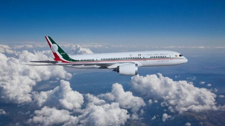 Avión Presidencial regresa a México, confirma López Obrador