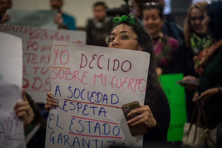 Negligente, la SCJN al no reconocer carácter vinculante de AVG afirman abogadas