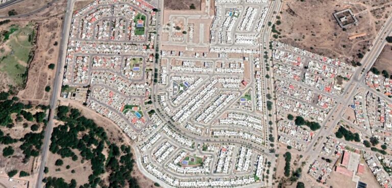 Denuncian a Grupo Soldi por entregar viviendas con vicios ocultos y sin la infraestructura prometida