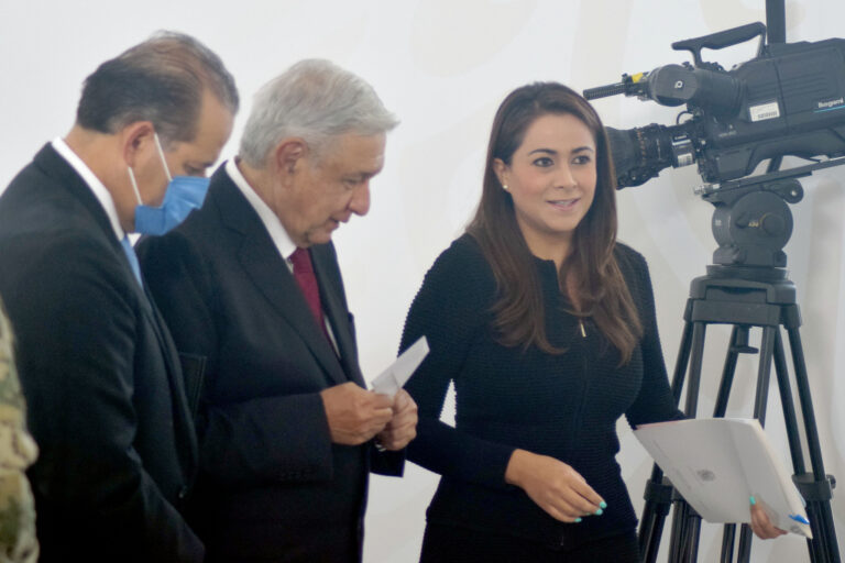 ¿Incomodó López Obrador a Martín Orozco y a Teresa Jiménez durante a su visita a Aguascalientes?