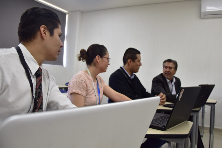 Abierta, convocatoria de becas para posgrados del IDSCEA