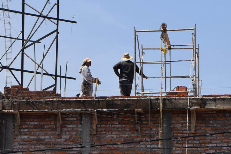 Urbanistas buscan que se legisle para acelerar los procesos de construcción