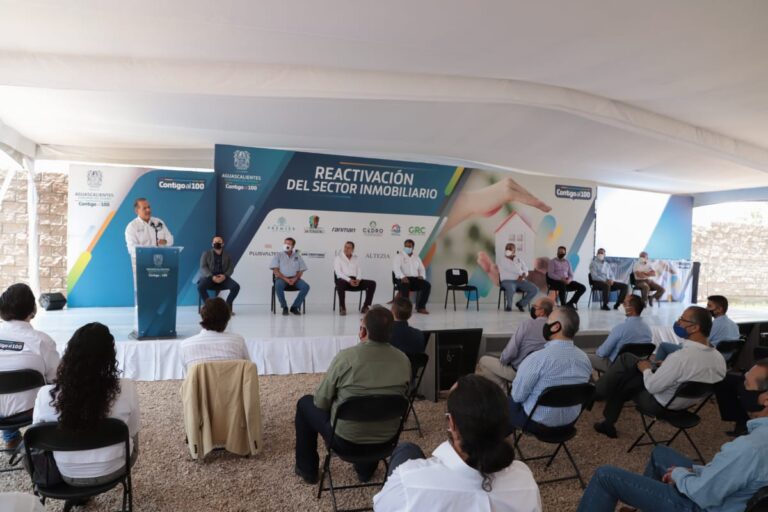 Gobernador da banderazo a 11 nuevos desarrollos inmobiliarios en Aguascalientes