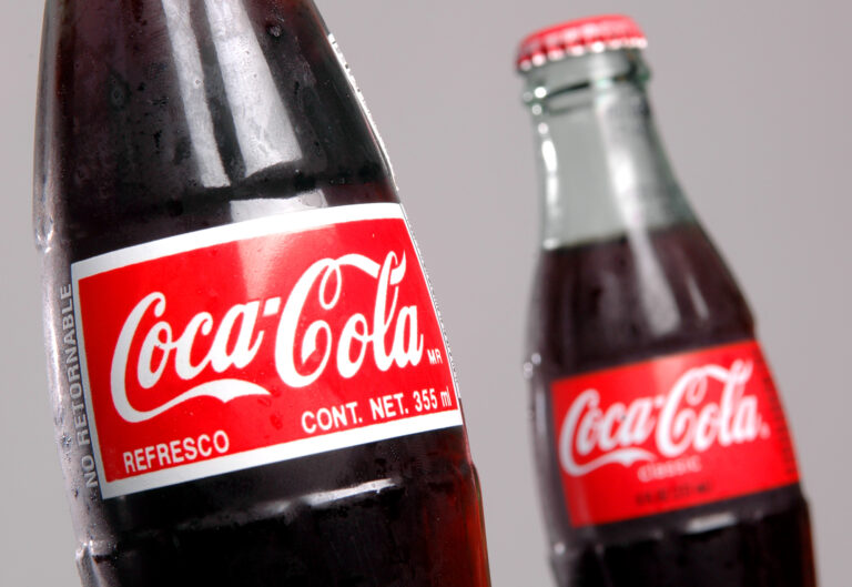 Coca-Cola se ampara contra el nuevo etiquetado en México