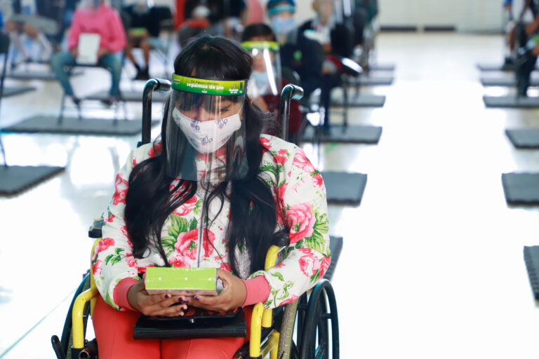 Municipio de Aguascalientes arranca la entrega de tablets para estudiantes