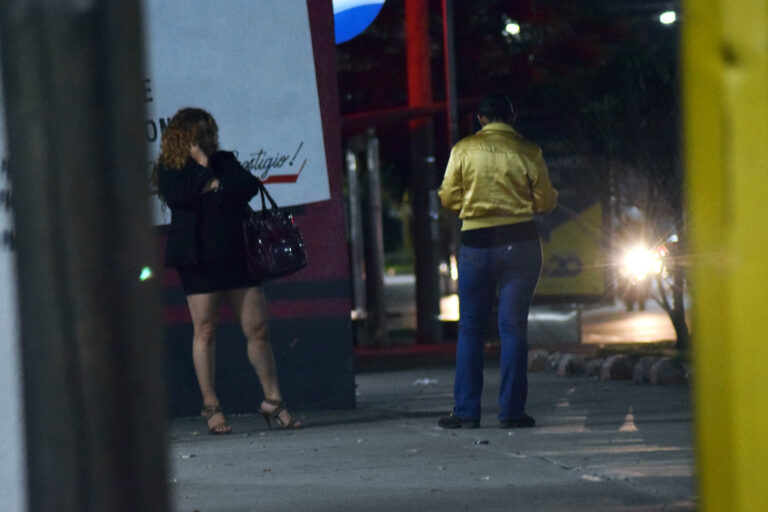 No se combate el delito de trata de personas si se confunde con trabajo sexual 
