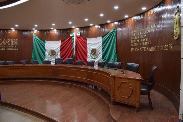 Aprueba Cabildo de Aguascalientes que módulos en la Alameda sean arrendados