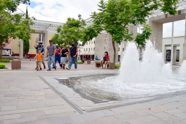 9 de cada 10 jóvenes dicen estar contentos de estar con su familia en pandemia