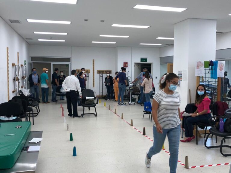 Con enojo reciben pacientes de cáncer noticia del reparto de cachitos en hospitales de Aguascalientes